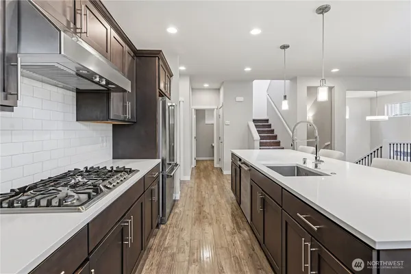 $840,000 | 3105 South 276th Court, Auburn, WA 98001