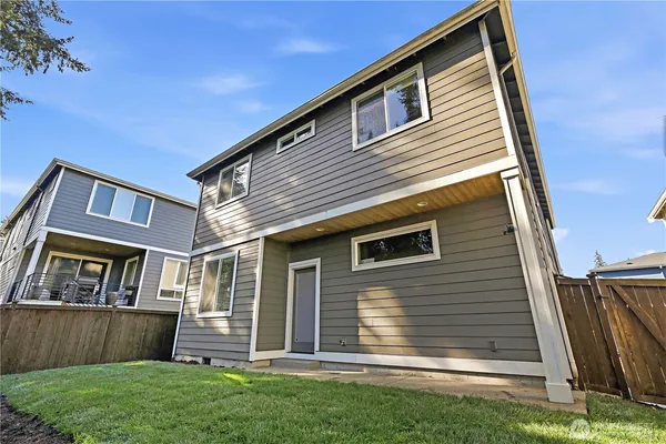 $840,000 | 3105 South 276th Court, Auburn, WA 98001