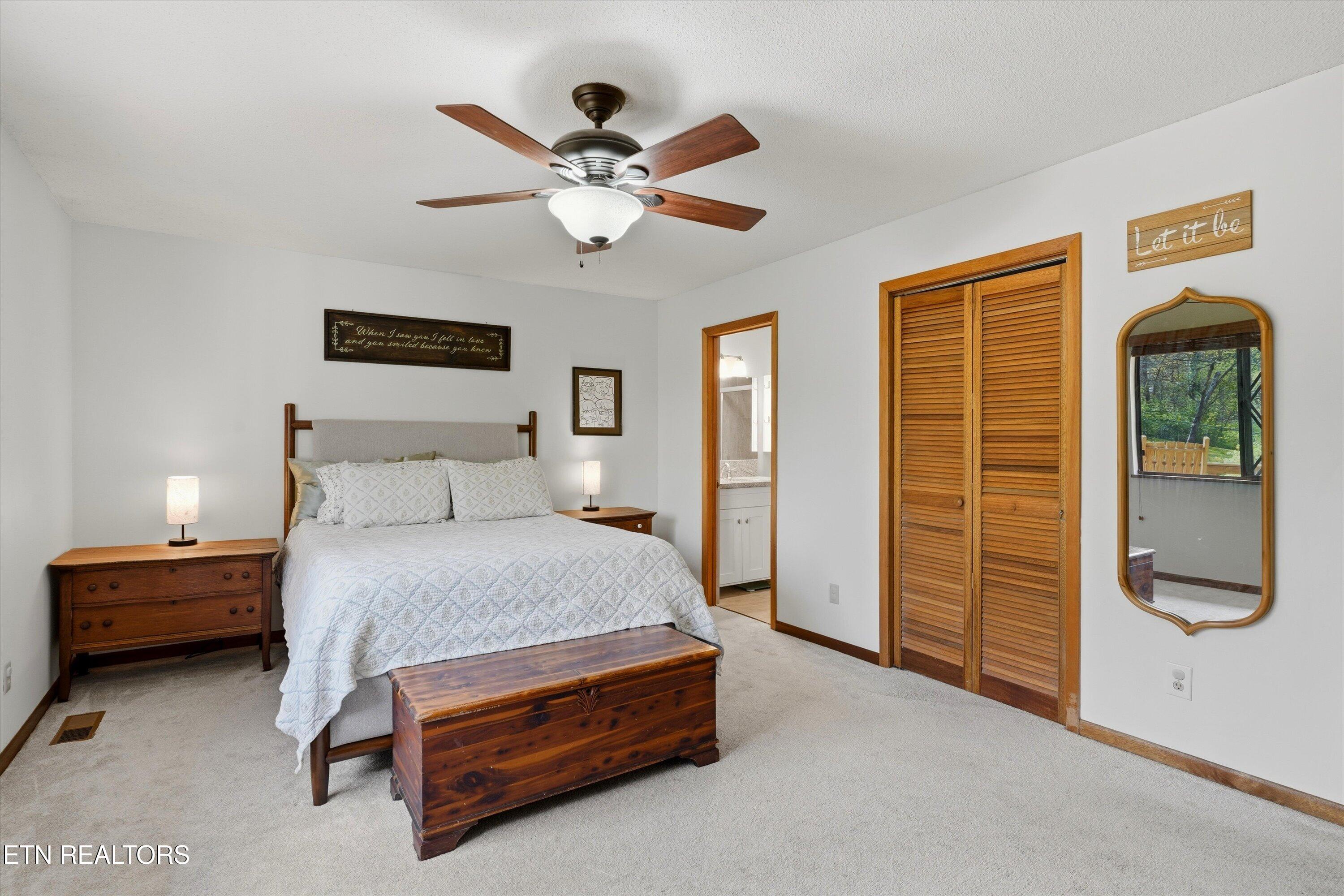 6428 Spring View Lane Knoxville, TN 37918 - Photo 20 of 43 Master Bedroom