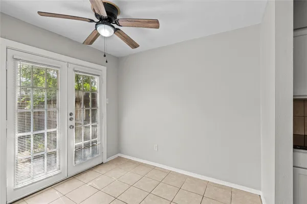 $1,000 | 2202 16th Avenue North, Unit 4, Texas City, TX 77590