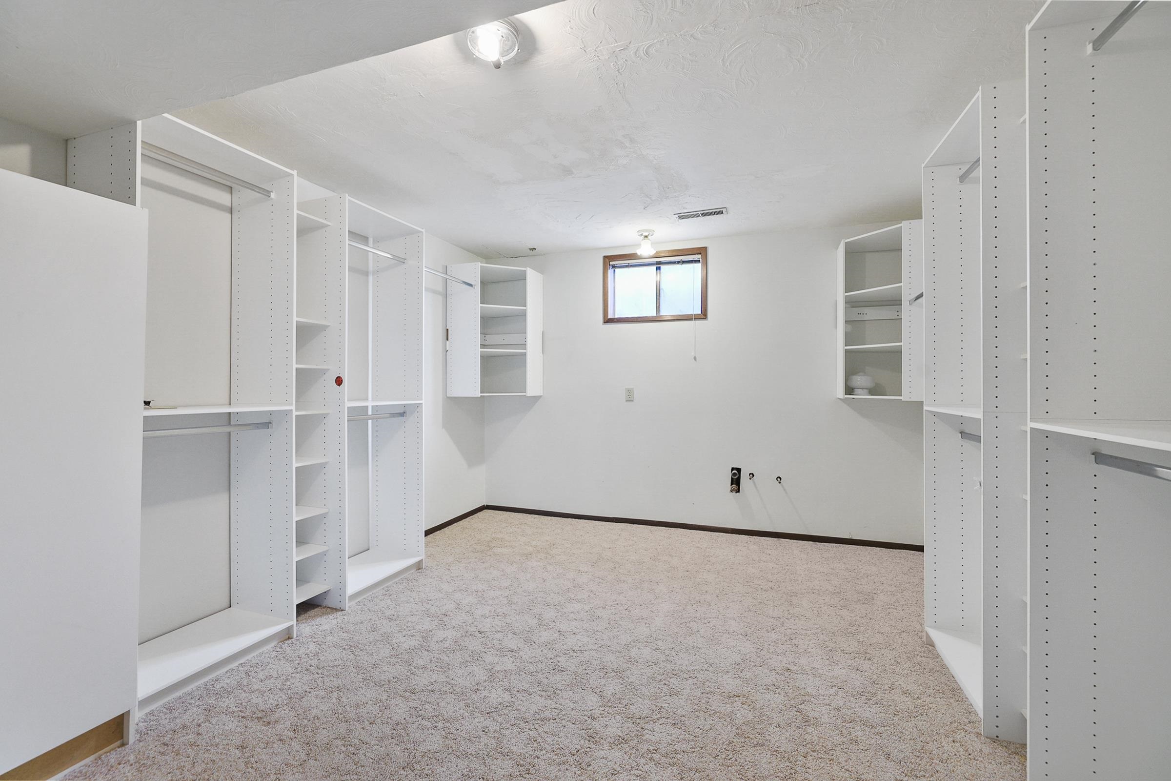 10818 South Cedar Road Spokane, WA 99224 - Photo 27 of 37