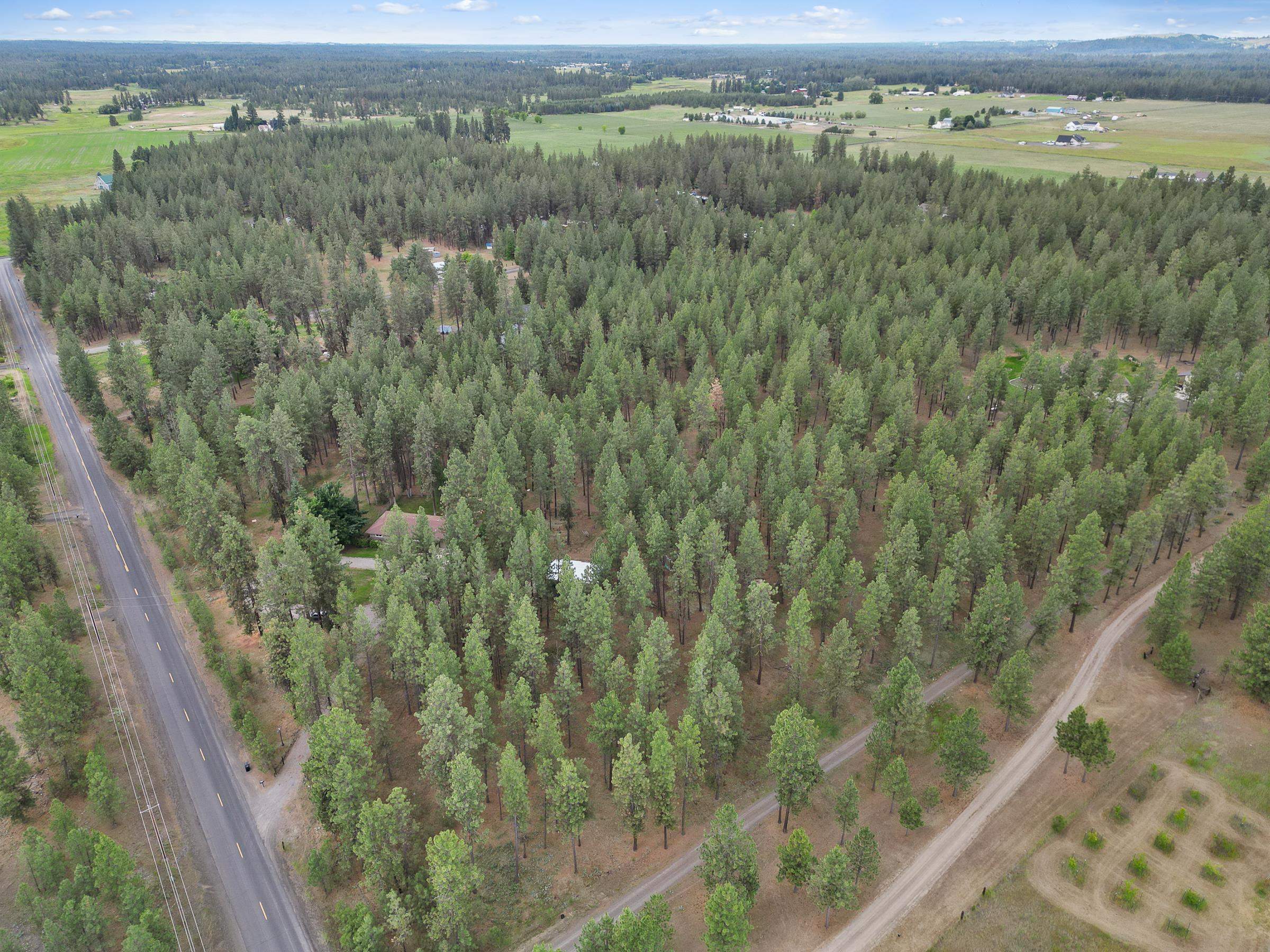 10818 South Cedar Road Spokane, WA 99224 - Photo 36 of 37