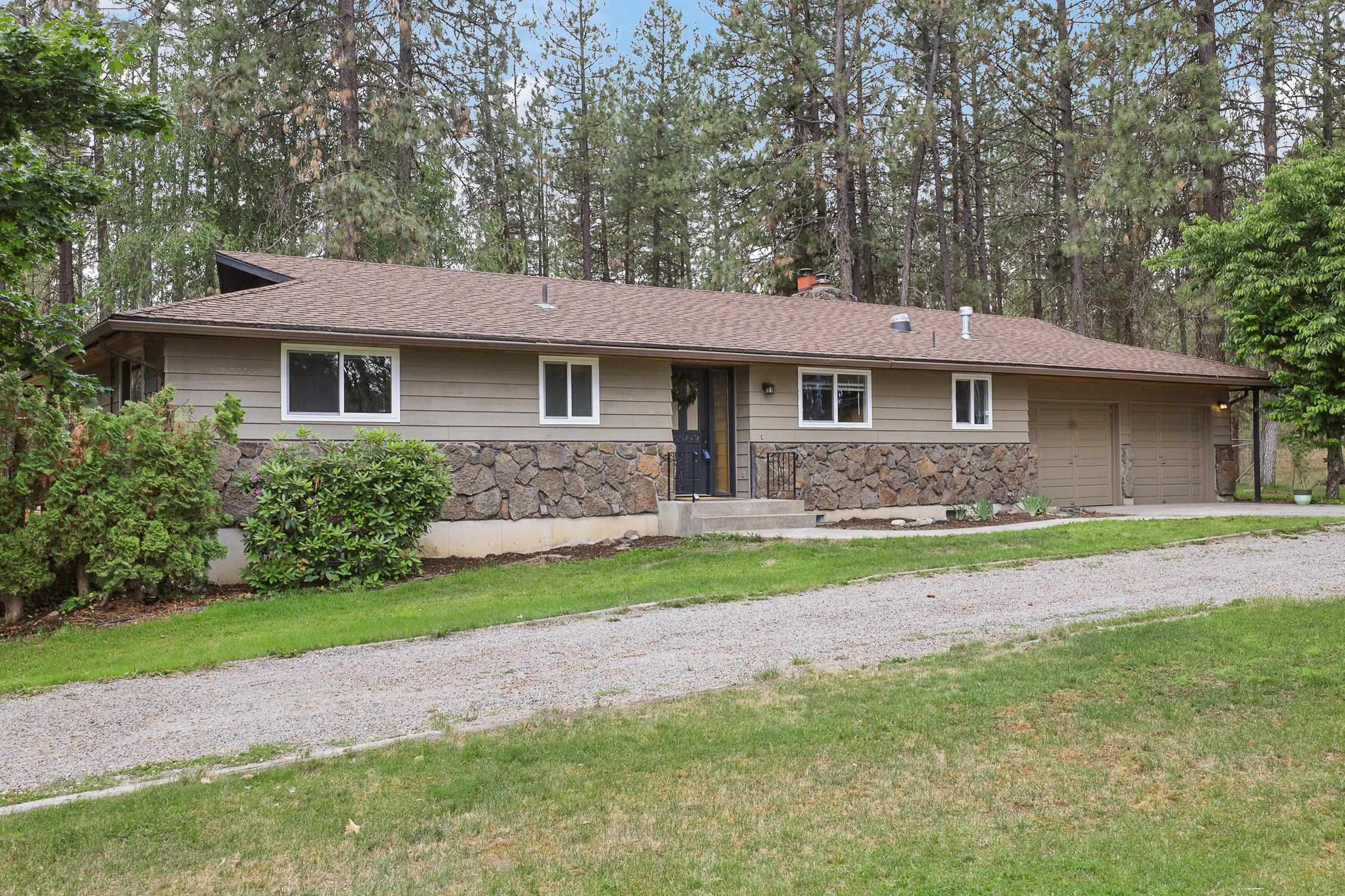 10818 South Cedar Road Spokane, WA 99224 - Photo 4 of 37