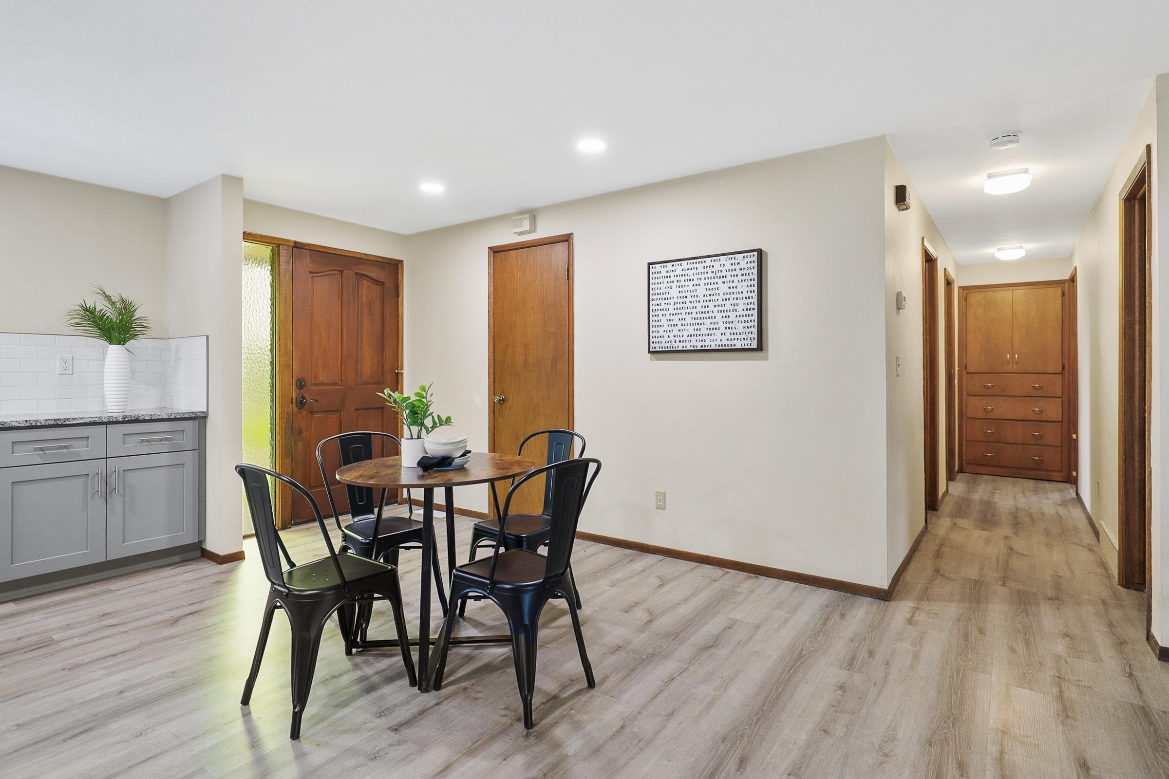 10818 South Cedar Road Spokane, WA 99224 - Photo 7 of 37