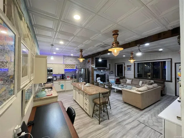 $20,000 | 7 Dehnhoff Walk, Ocean Beach, NY 11770