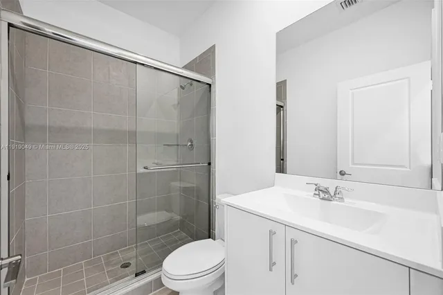 $2,600 | 1400 Southeast 6th Road, Homestead, FL 33034