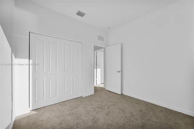 $2,600 | 1400 Southeast 6th Road, Homestead, FL 33034