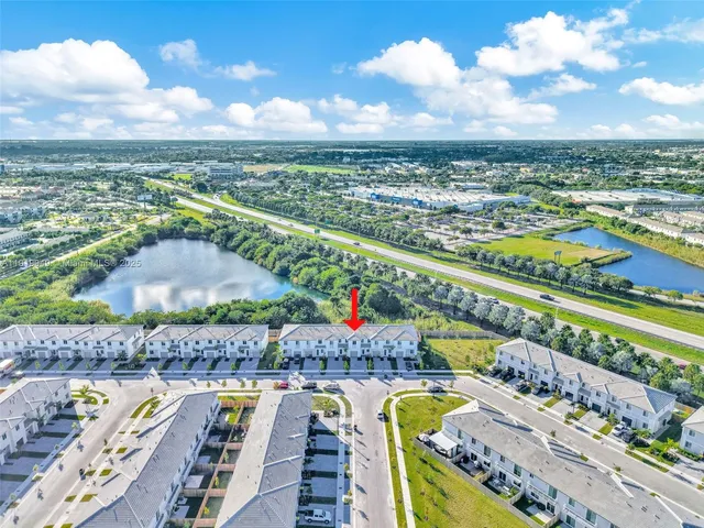 $2,600 | 1400 Southeast 6th Road, Homestead, FL 33034