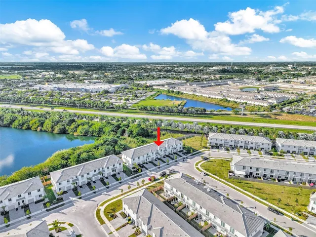 $2,600 | 1400 Southeast 6th Road, Homestead, FL 33034