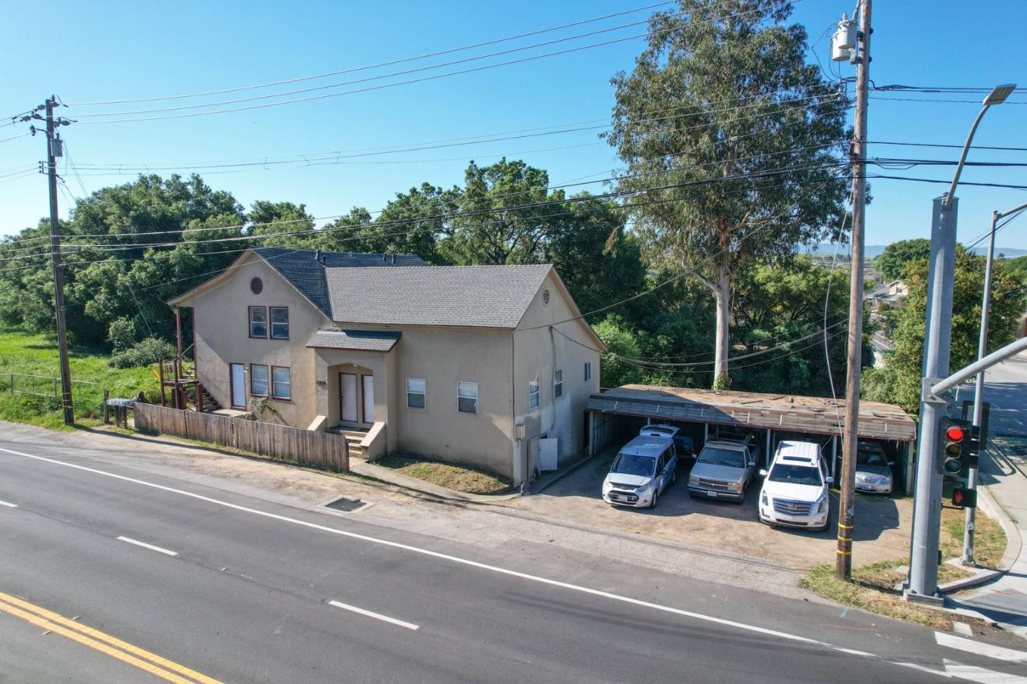 3557 San Felipe Road San Jose, CA 95135 - Photo 3 of 15