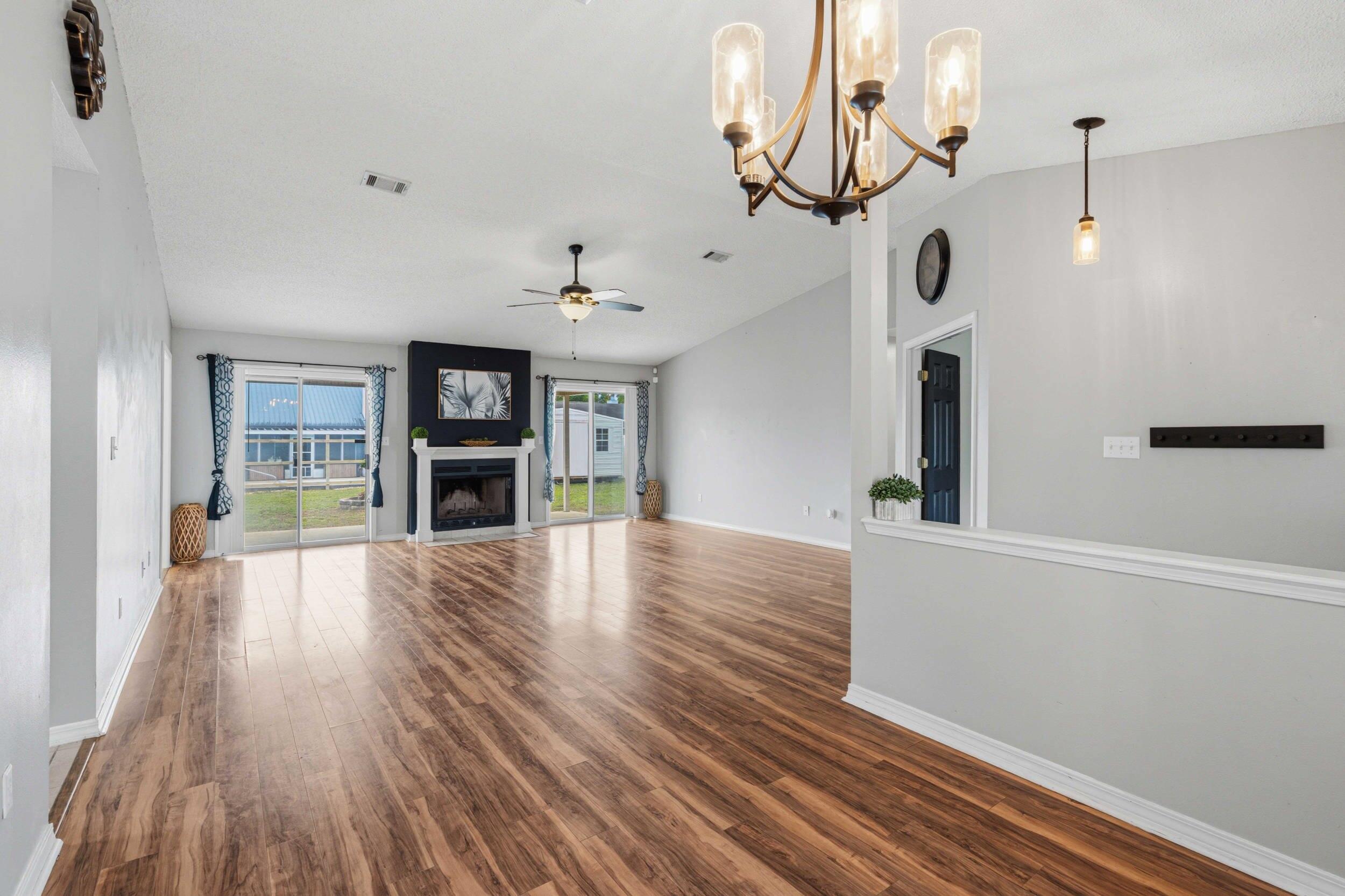 207 Secretariat Drive Crestview, FL 32539 - Photo 15 of 45 207secretariatdr_16