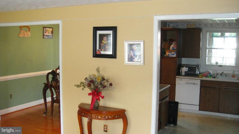 38 Harmony Hall Road Gaithersburg, MD 20877 - Photo 15 of 16 Interior (General)