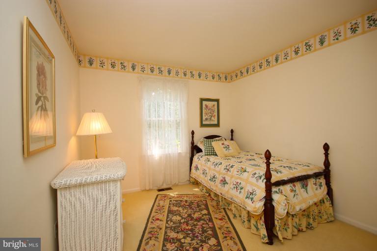 9400 Reach Road Potomac, MD 20854 - Photo 11 of 30 Bedroom