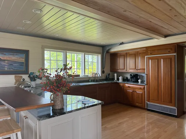 $1,495,000 | 36 Wiegand Place, Deer Isle, ME 04650