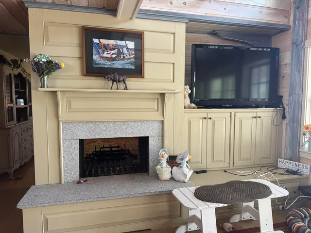 $1,495,000 | 36 Wiegand Place, Deer Isle, ME 04650