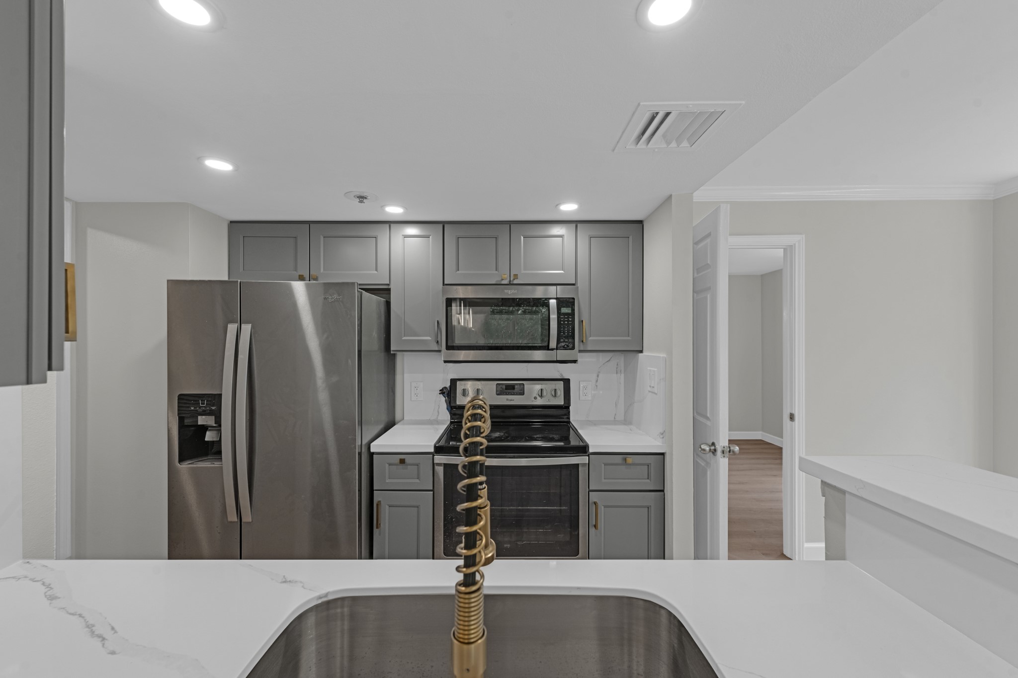 3525 Sage Road, Unit 304 Houston, TX 77056 - Photo 14 of 34