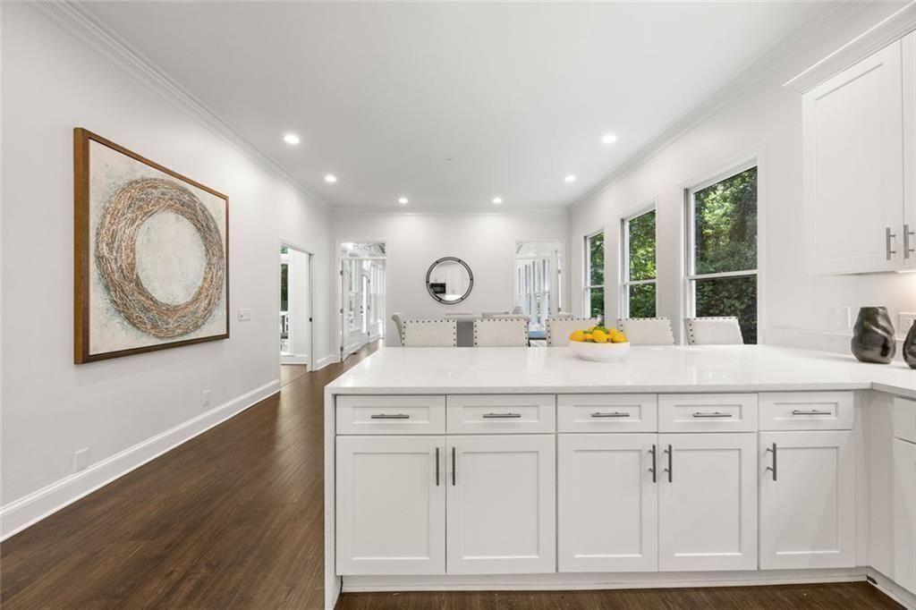 1260 Heards Ferry Road Northwest Sandy Springs, GA 30328 - Photo 27 of 73