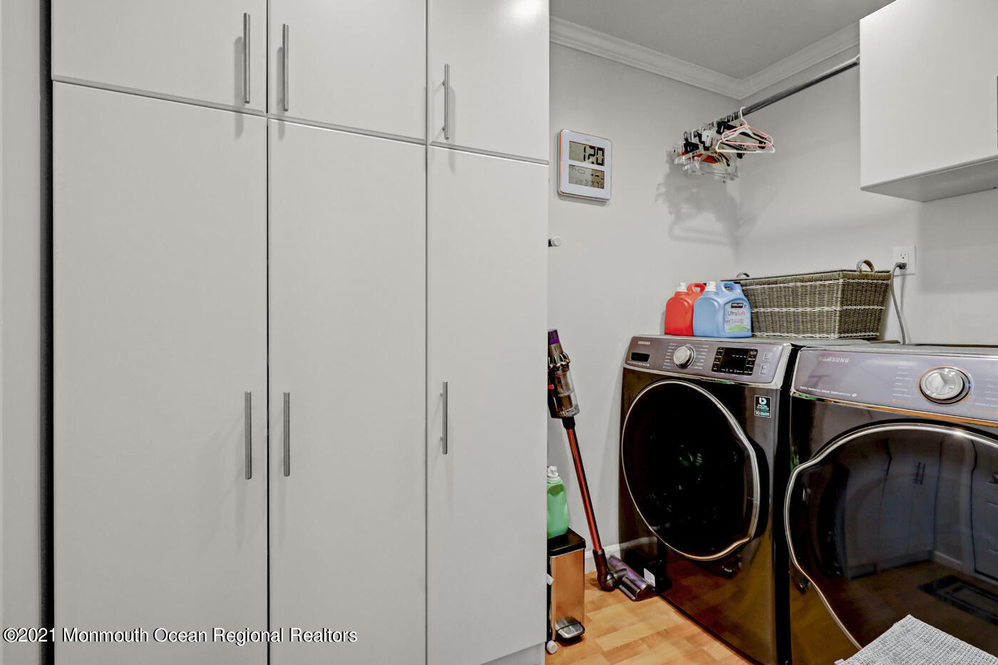 120 Johnathan Road Manchester Township, NJ 08759 - Photo 24 of 51 28 - Laundry
