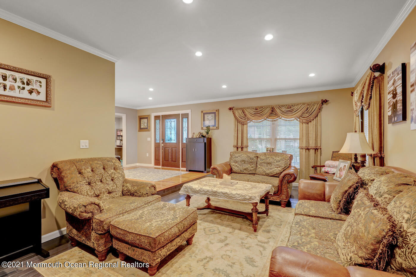 120 Johnathan Road Manchester Township, NJ 08759 - Photo 6 of 51 13 - Living Room