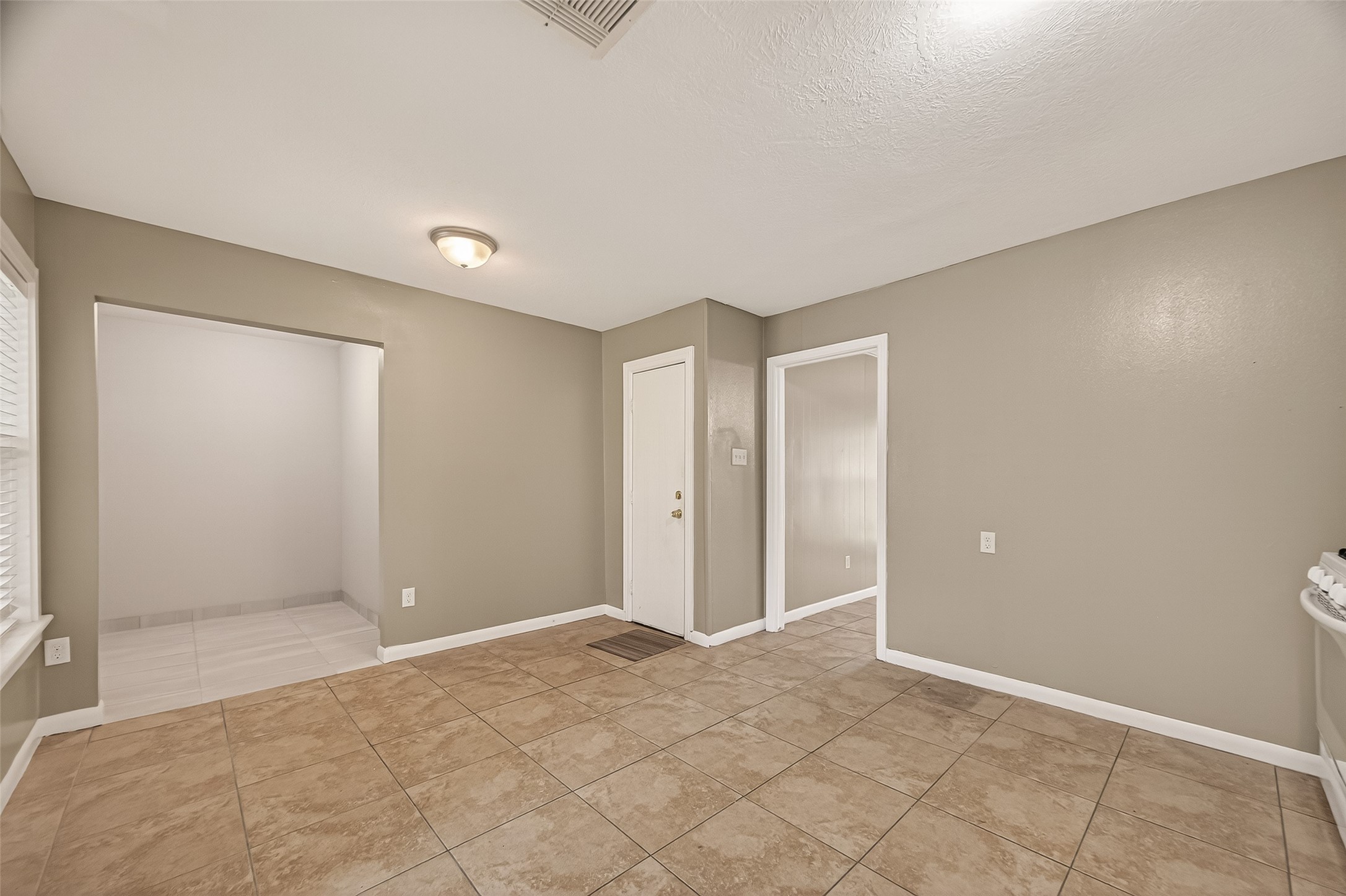 1310 Belshire Road Pasadena, TX 77502 - Photo 14 of 32