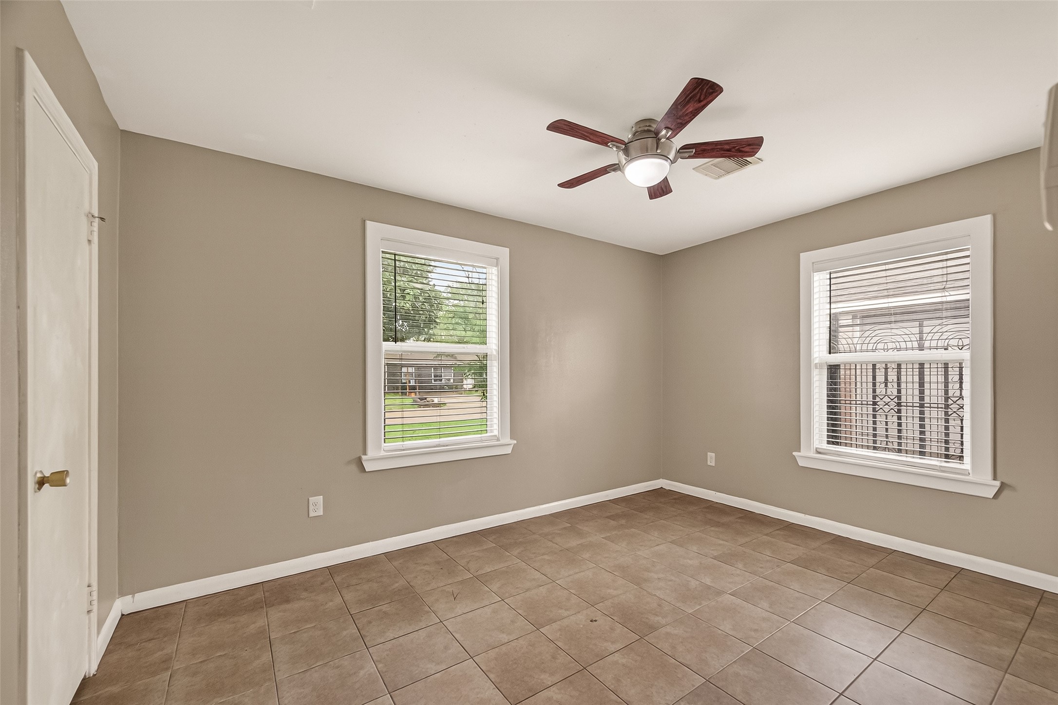 1310 Belshire Road Pasadena, TX 77502 - Photo 29 of 32