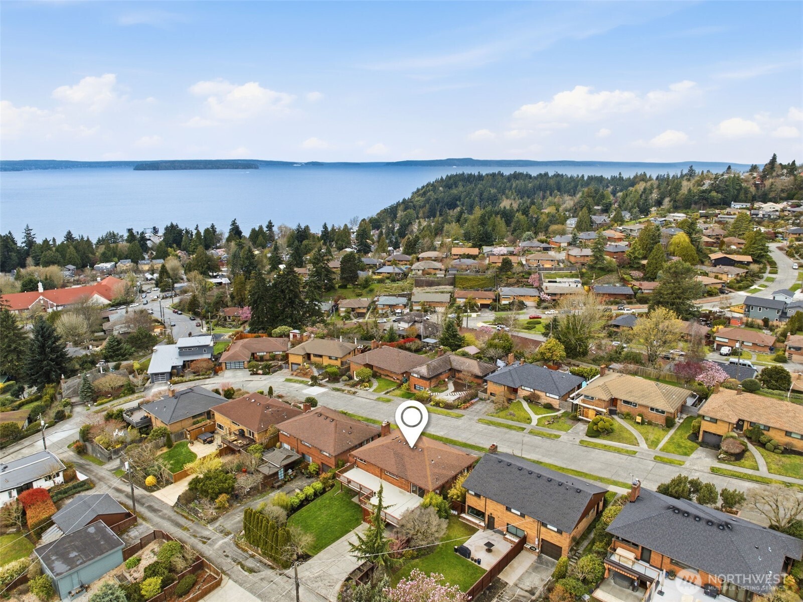 4019 Southwest Henderson Street Seattle, WA 98136 - Photo 39 of 40