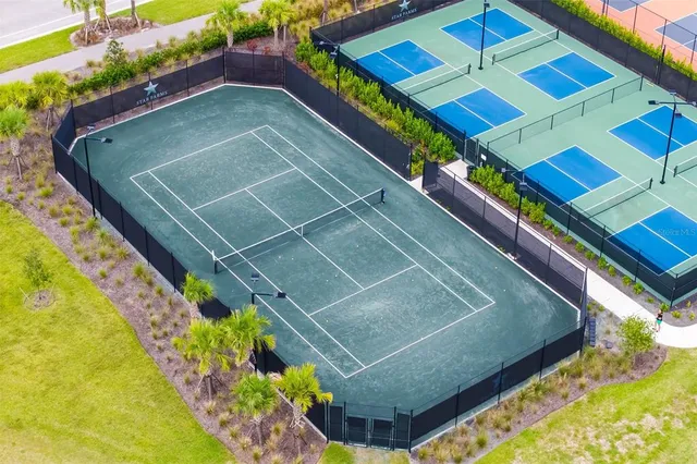 $2,500 | 17436 Haysack Terrace, Bradenton, FL 34211