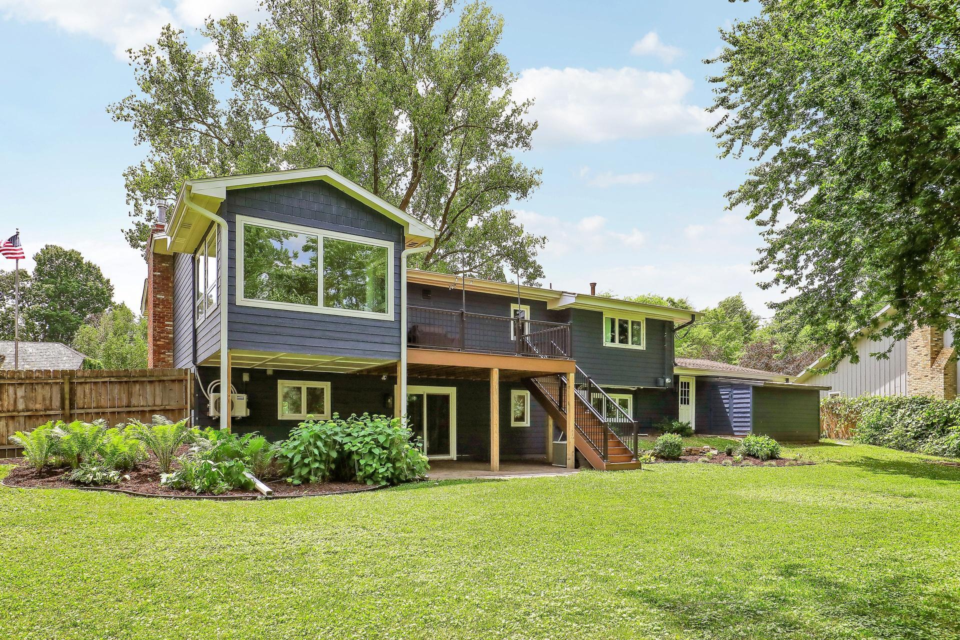 193 Ridgeview Drive Wayzata, MN 55391 - Photo 41 of 45