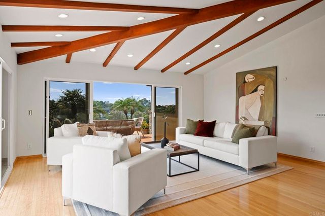 $3,900,000 | 6301 Castejon Drive, La Jolla, CA 92037