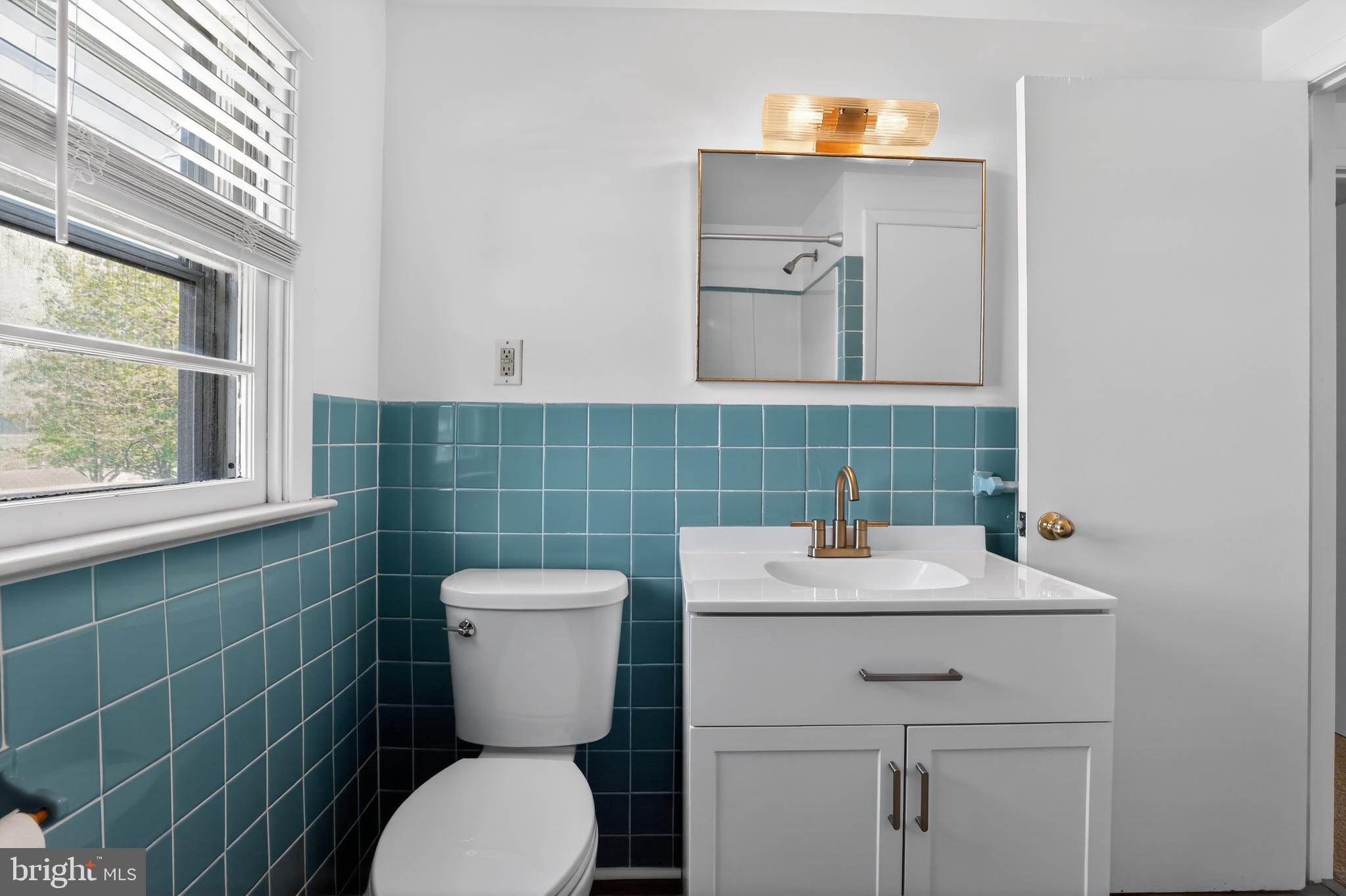 325 Manor Road Hatboro, PA 19040 - Photo 16 of 29 Gallery Image 16