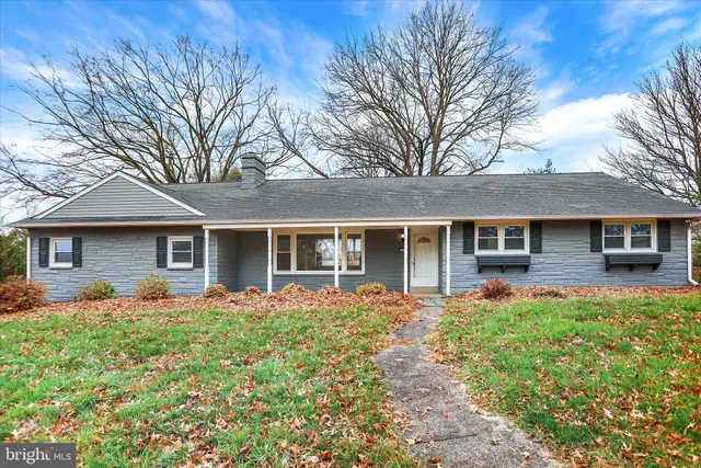 $450,000 | 1612 Elbridge Road, Harrisburg, PA 17112