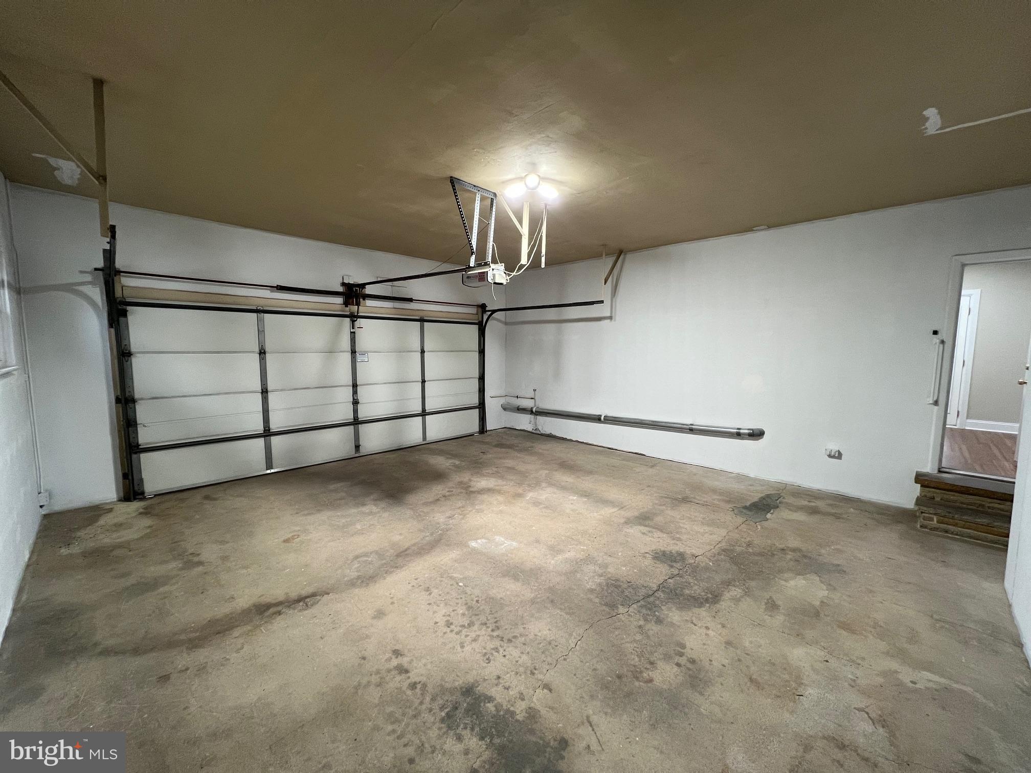 1612 Elbridge Road Harrisburg, PA 17112 - Photo 35 of 39 a view of a garage