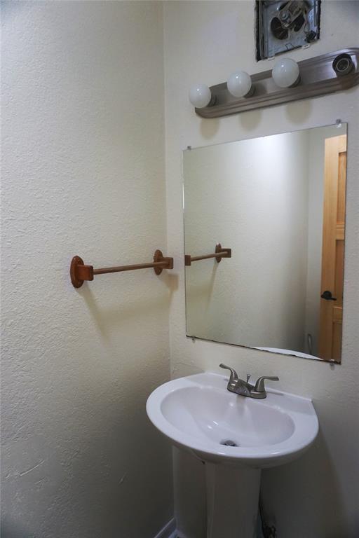 424 West Tennessee Street Sherman, TX 75090 - Photo 12 of 19