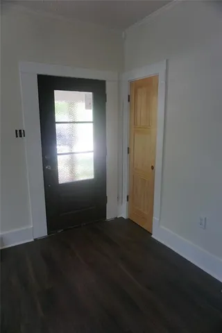 $1,300 | 424 West Tennessee Street, Sherman, TX 75090