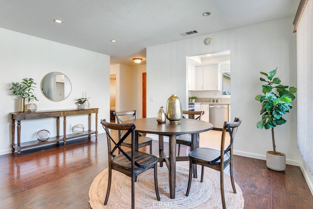 200 Eisenhower Way Placentia, CA 92870 - Photo 8 of 31