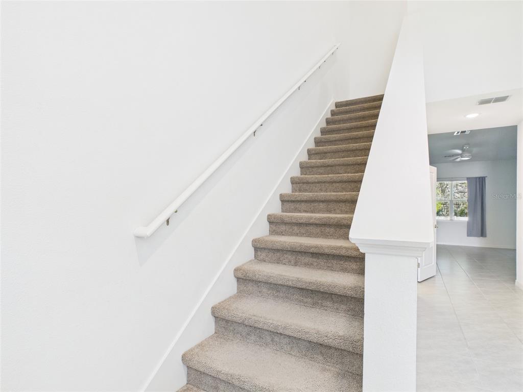 2033 Emerald Springs Drive Apopka, FL 32712 - Photo 15 of 49 a view of entryway