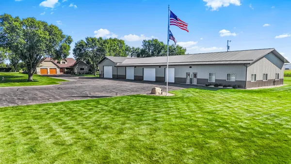 $1,250,000 | 22546 182nd Avenue, Cold Spring, MN 56320