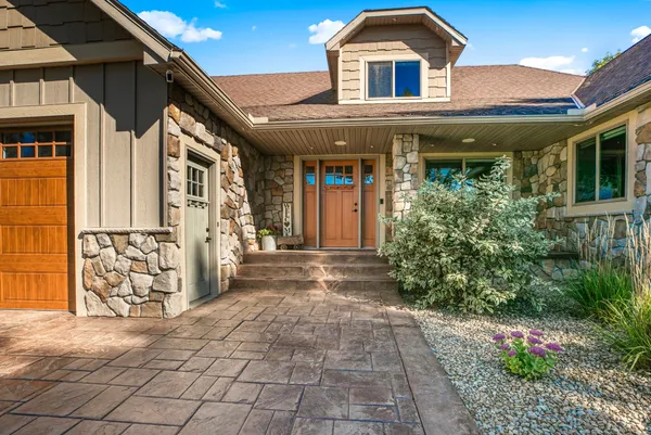 $1,250,000 | 22546 182nd Avenue, Cold Spring, MN 56320