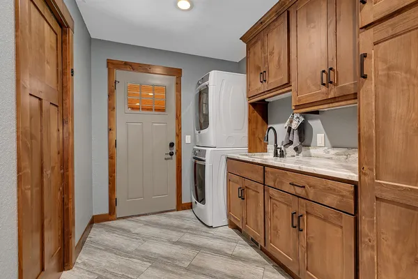 $1,250,000 | 22546 182nd Avenue, Cold Spring, MN 56320