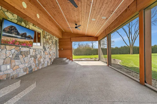 $1,250,000 | 22546 182nd Avenue, Cold Spring, MN 56320