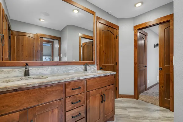 $1,250,000 | 22546 182nd Avenue, Cold Spring, MN 56320