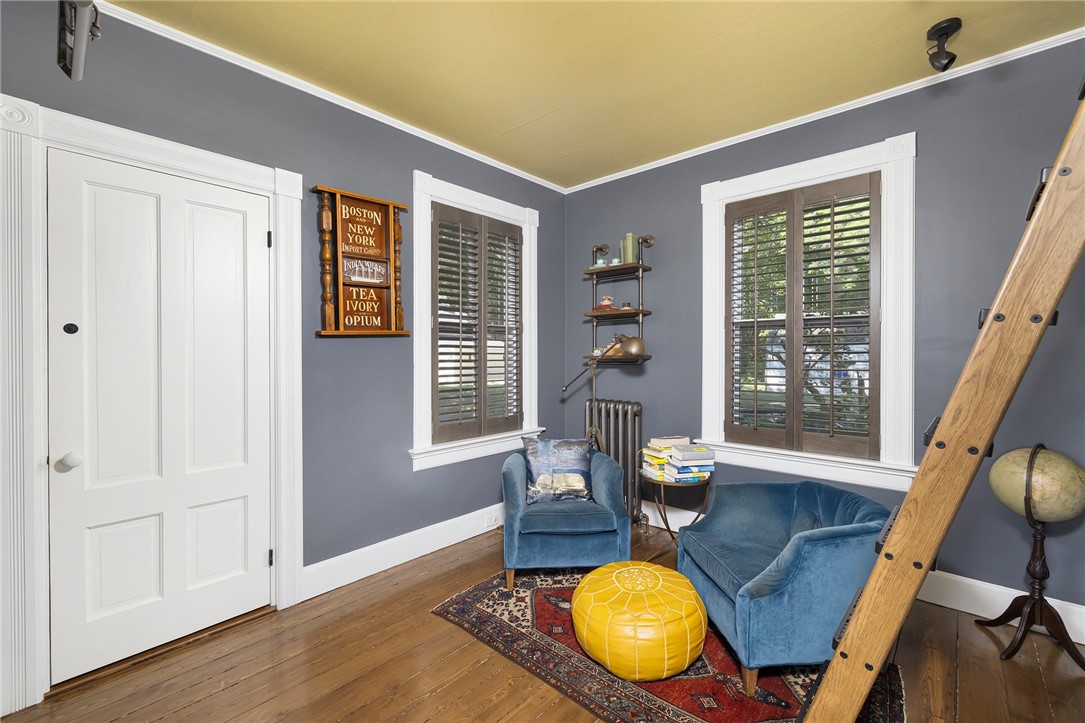 60 Poppasquash Road Bristol, RI 02809 - Photo 15 of 42