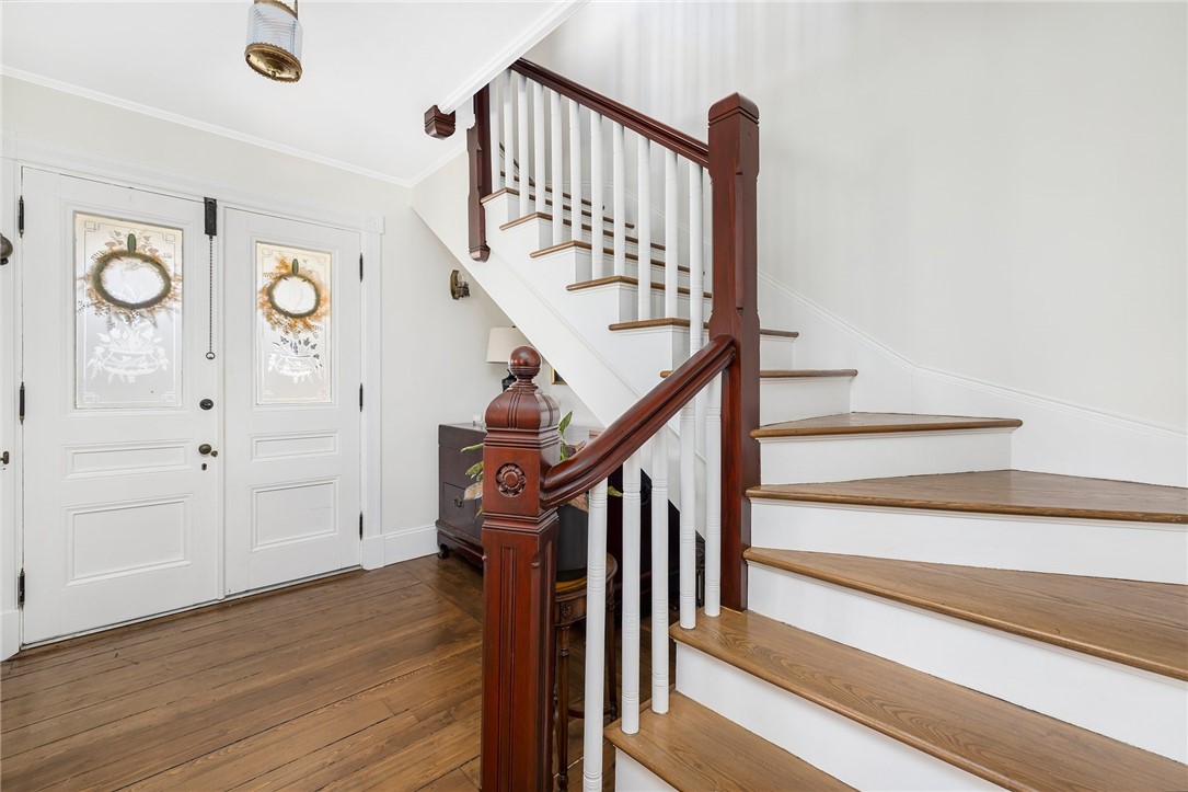 60 Poppasquash Road Bristol, RI 02809 - Photo 17 of 42