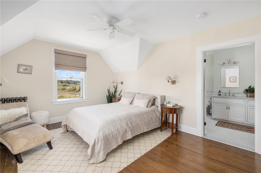 60 Poppasquash Road Bristol, RI 02809 - Photo 18 of 42