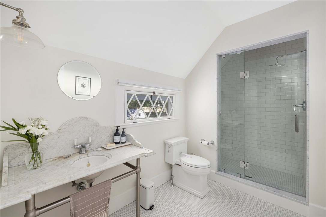 60 Poppasquash Road Bristol, RI 02809 - Photo 24 of 42