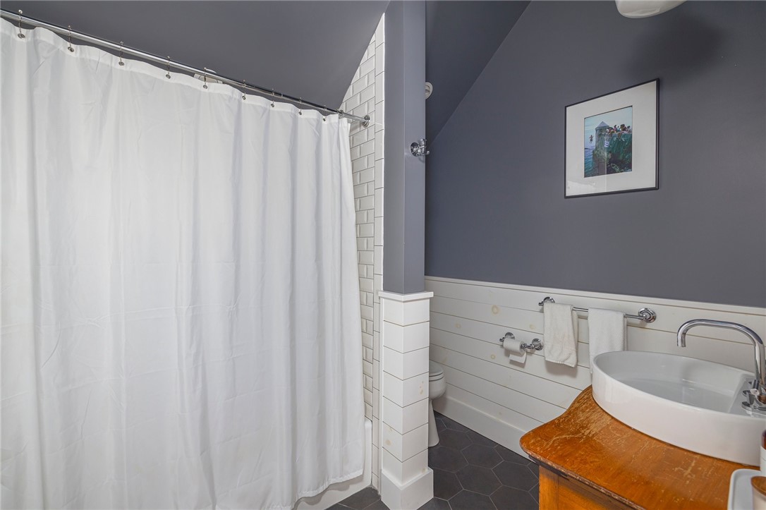 60 Poppasquash Road Bristol, RI 02809 - Photo 32 of 42