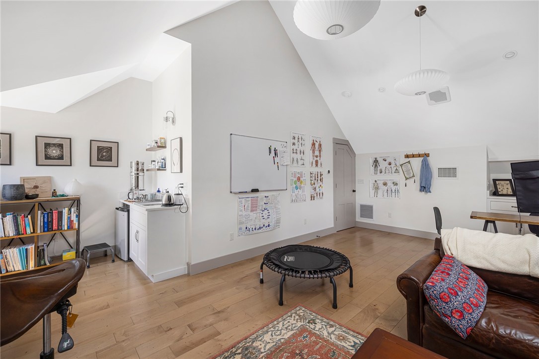 60 Poppasquash Road Bristol, RI 02809 - Photo 34 of 42