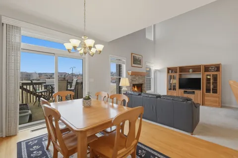 $389,000 | 1063 Inverness Drive, Antioch, IL 60002