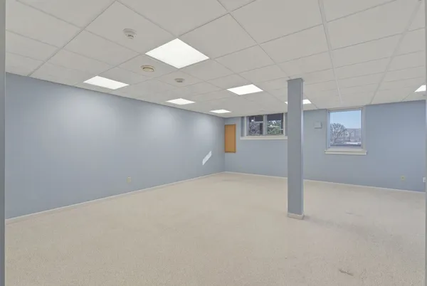 $389,000 | 1063 Inverness Drive, Antioch, IL 60002