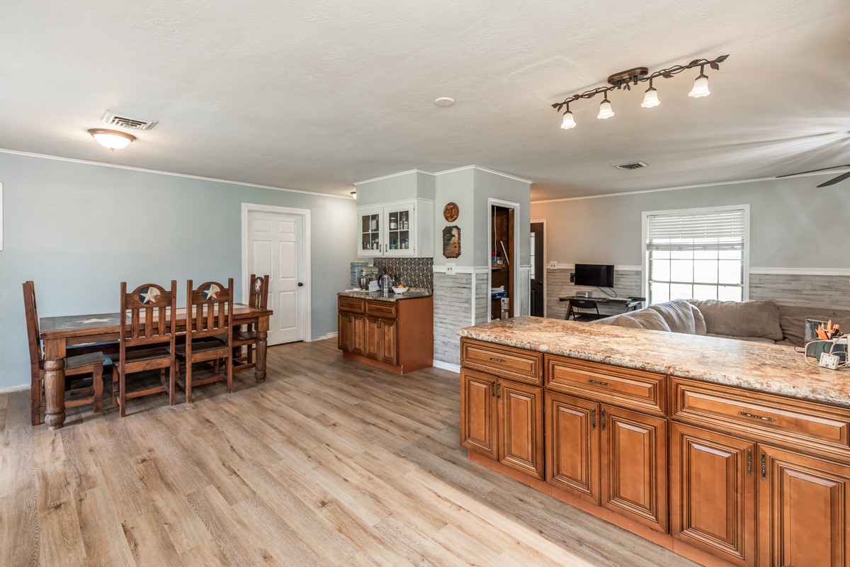 15838 Phend Road Hamshire, TX 77622 - Photo 13 of 38